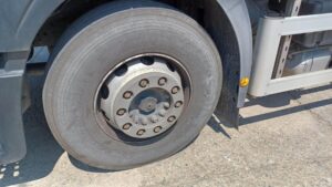 truck IVECO 360 DW624RV 52725